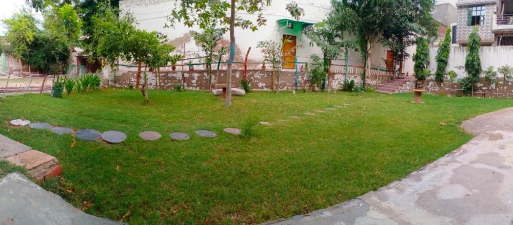 Nature Resort Agra  Eksteriør bilde